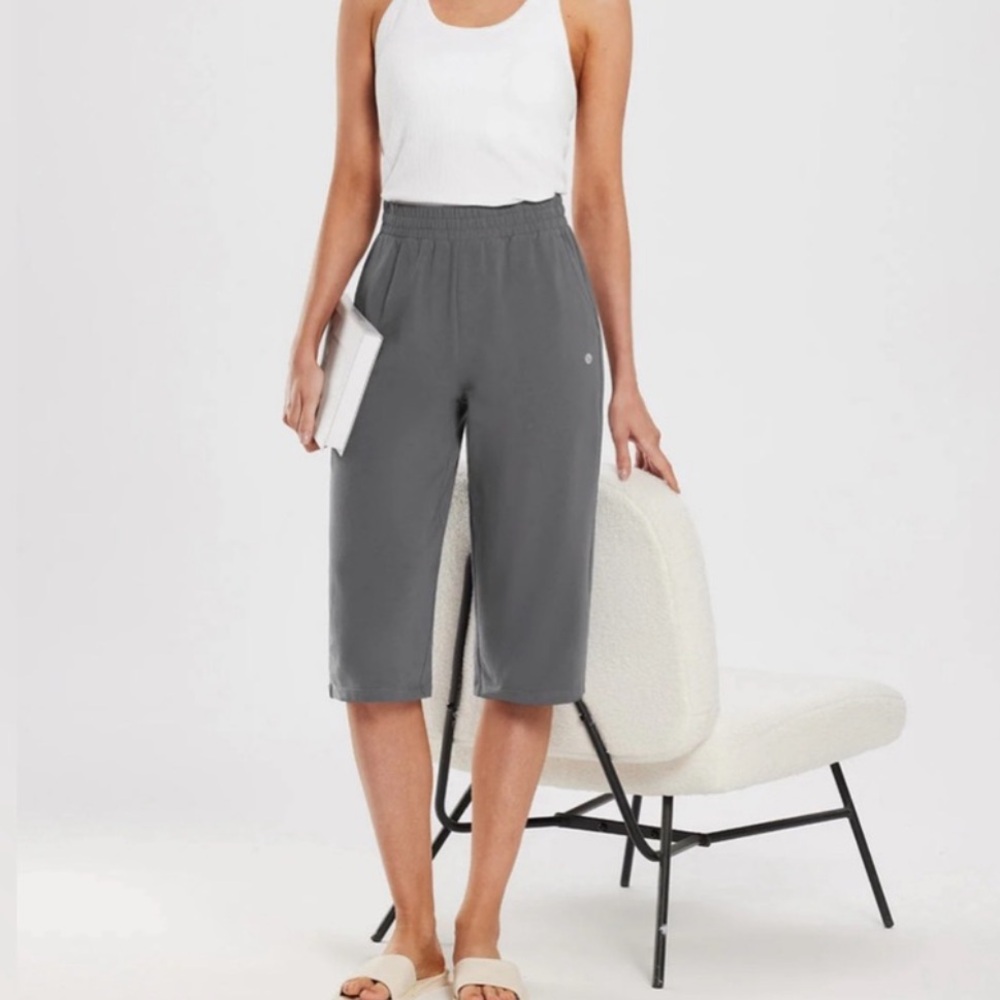 Baleaf Charcoal Capri Pants‎